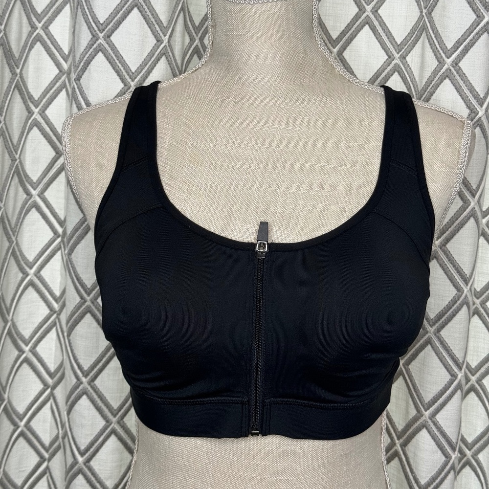 Power Shape Max sports bra